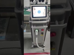 Professionelle TUV 1064nm Diodenlaser-Haarentfernung Maschine vertikaler Typ