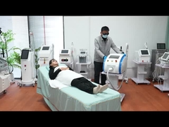 Eine Griff-IPL-Haar-Abbau-Maschinen-multi Funktions-Schönheits-Ausrüstung